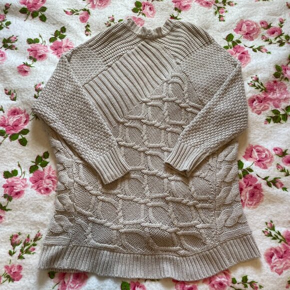 100% Acrylic tan brown button up knitted cardigan! - Picture 16 of 16